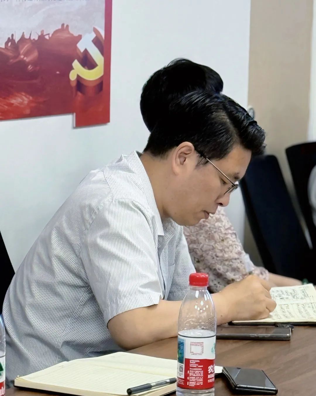 b09d15cf285dbc1cee2437d9f9c5e25d