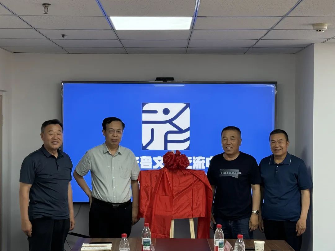 6201bf520f3cf74b9358c9c43393017f