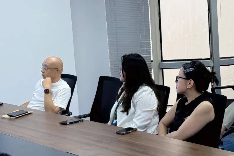 7f08c8b579608678bc09dbec45b95302