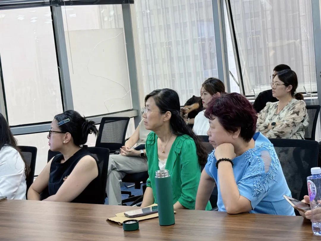 e8c16b8687e5926f35a6d9a19084cee0