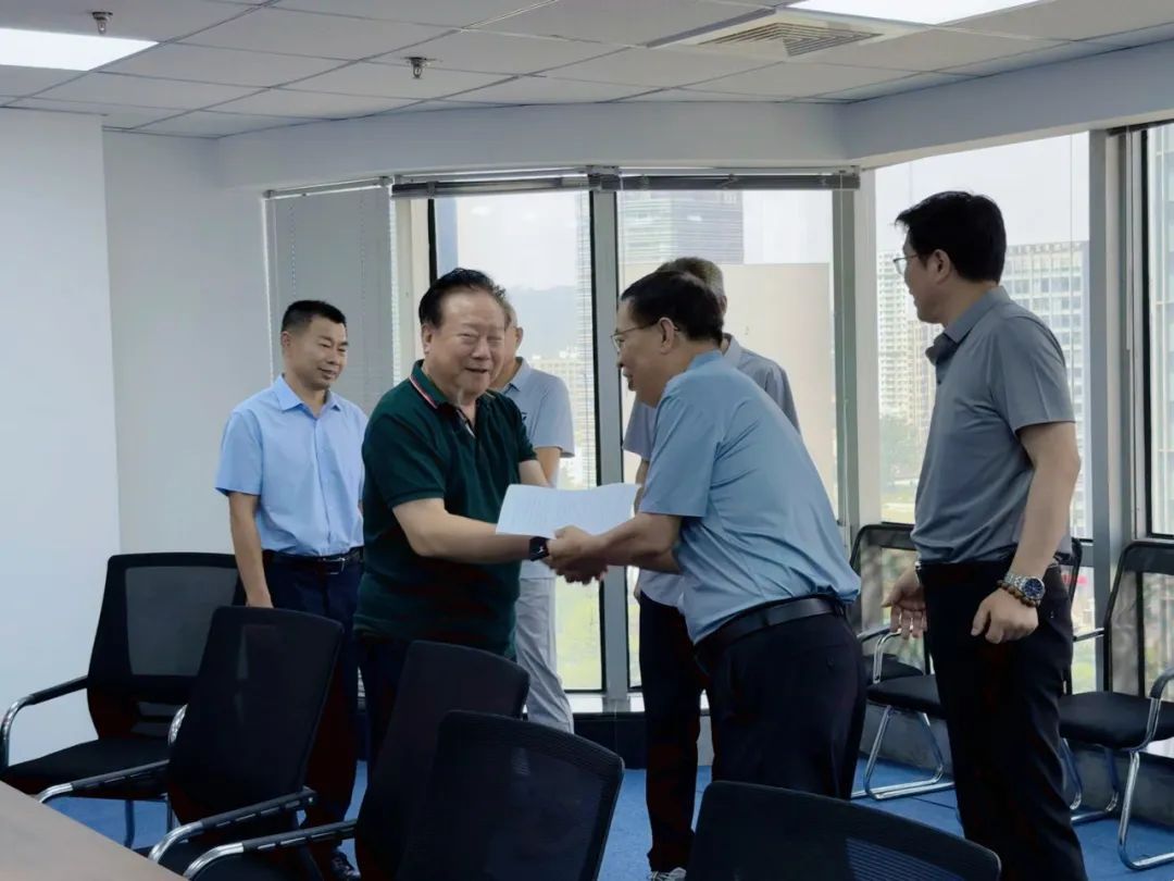 7711e79f449e5ad181a43667c0b3edd6